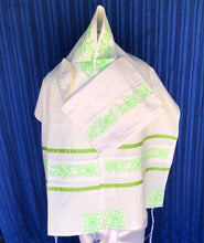 Load image into Gallery viewer, Rose Tallit Set