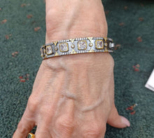 Load image into Gallery viewer, Be-Je Designs 3-Tone Bangle
