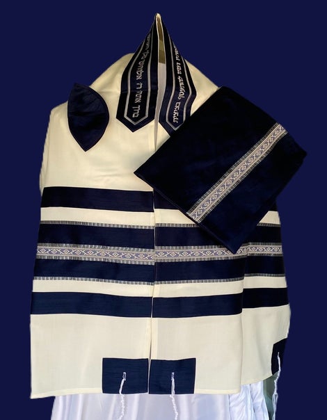 Navy and Diamond Ribbon Tallit set